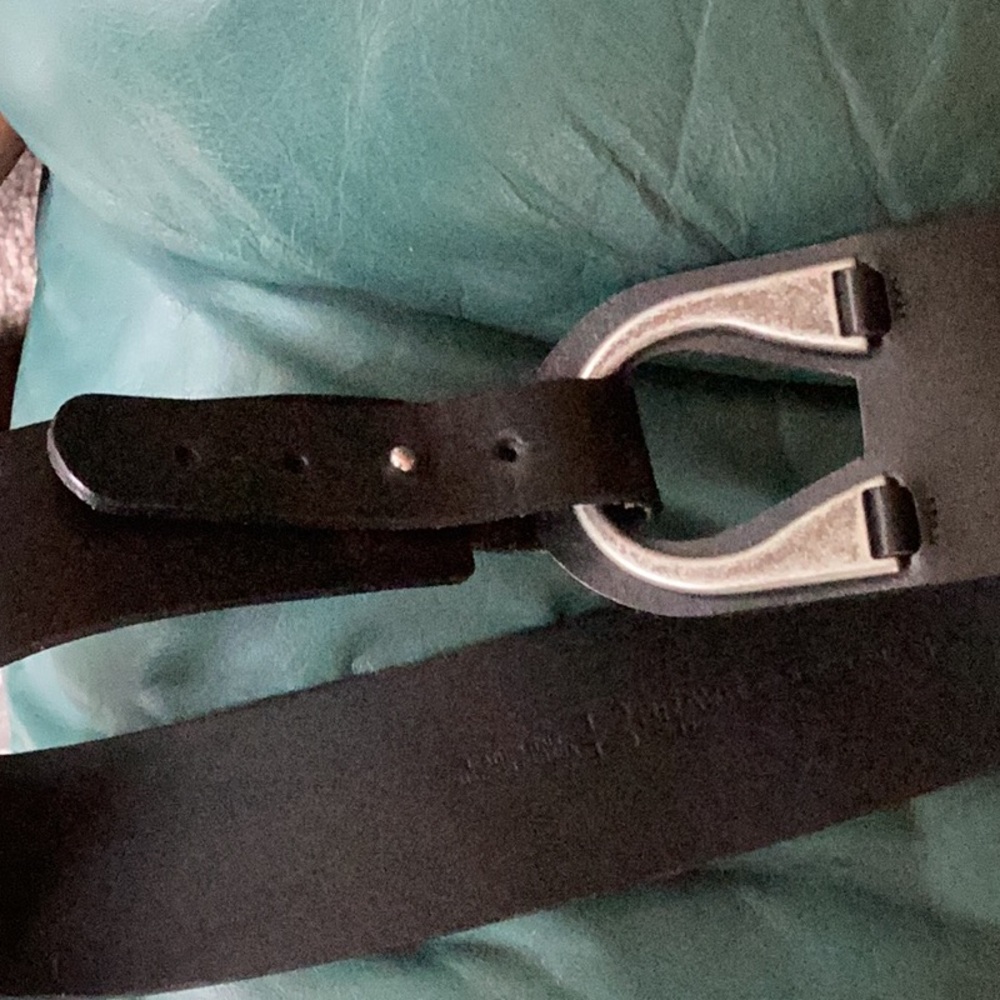 โ๏ธ BRAVE 1992 WIDE Black LEATHER Belt w/BRASS/SILVER ACCENT - Picture 6 of 16
